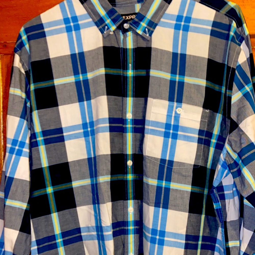 Like new condition and dry cleaned